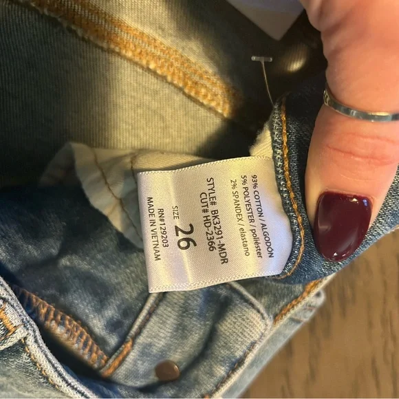 NWT Buckle Hidden Happi High Rise Flare Jeans - Picture 7 of 16